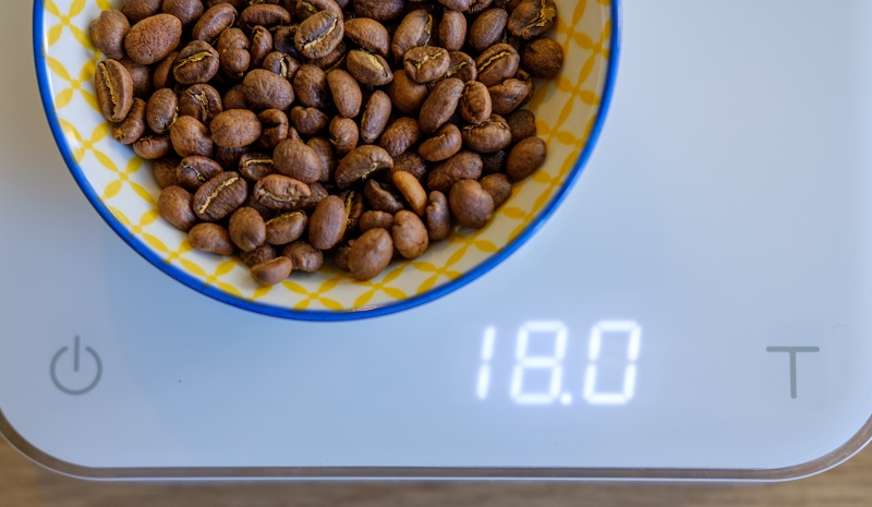 How To Use a Scale To Make Delicious Coffee